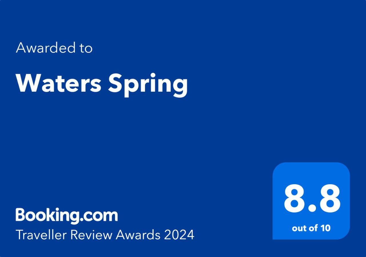Waters Spring Hotel Kandy Szoba fotó